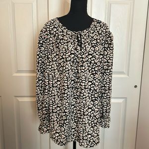 Printed lightweight blouse